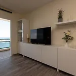 Comodoro 6 - One Bed لوس كريستيانوس