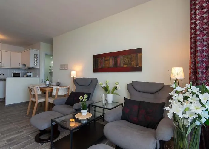 Comodoro 6 - One Bed Apartament Los Cristianos (Tenerife)