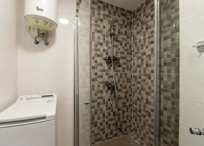 Comodoro 6 - One Bed Apartamento Los Cristianos (Tenerife)